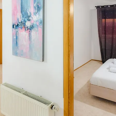 Luxury Penthouse With 5 Bedrooms 10 Min To Old Town Unirii Square Apartment Bucharest