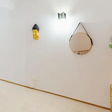 Apartment Luxury Penthouse With 5 Bedrooms 10 Min To Old Town Unirii Square