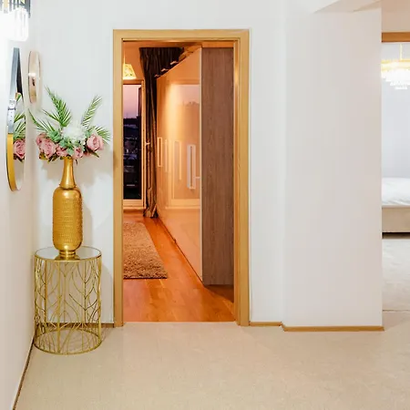 Luxury Penthouse With 5 Bedrooms 10 Min To Old Town Unirii Square Daire Bükreş
